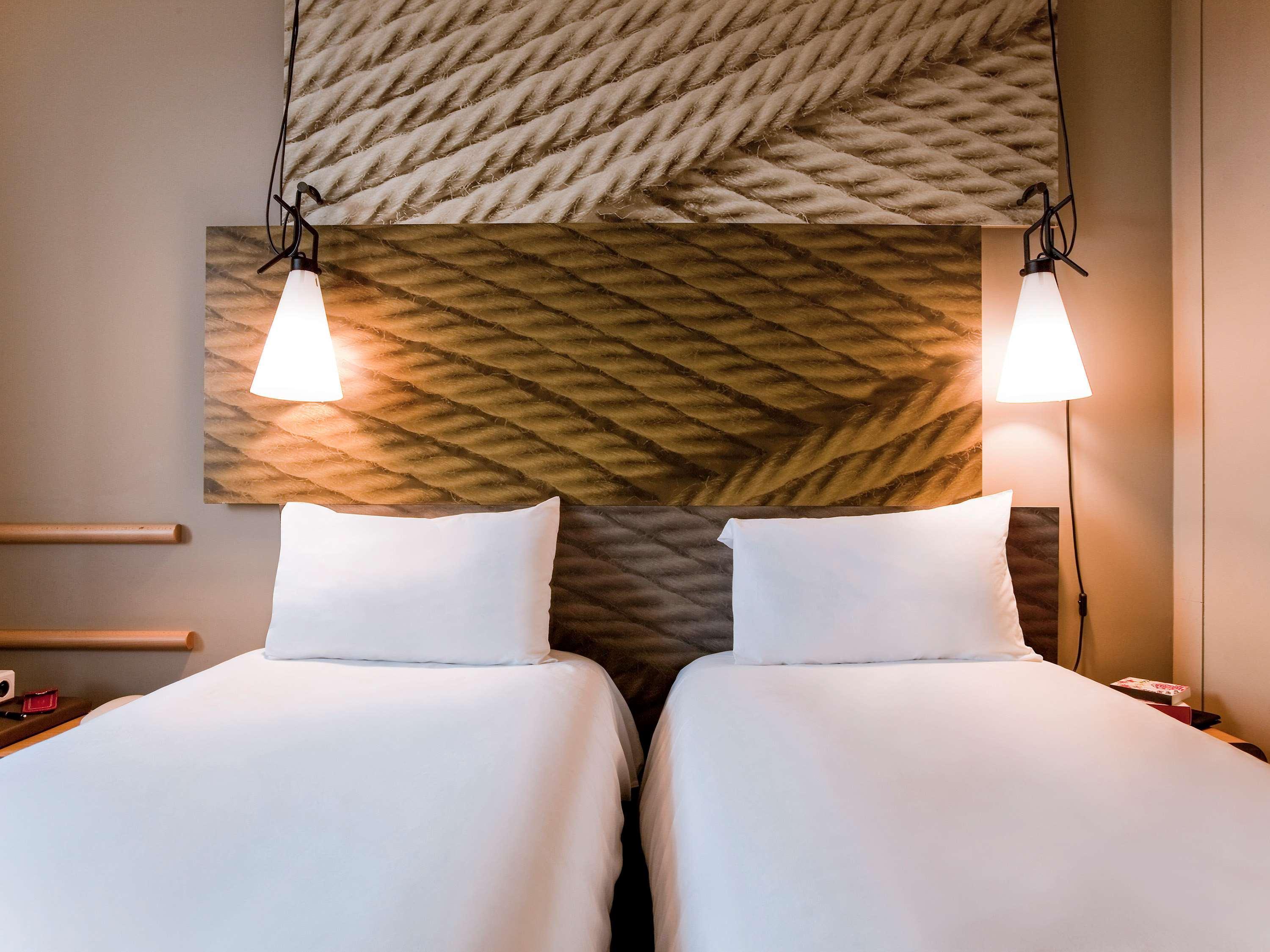 Ibis Paris Porte De Clichy Centre Luaran gambar